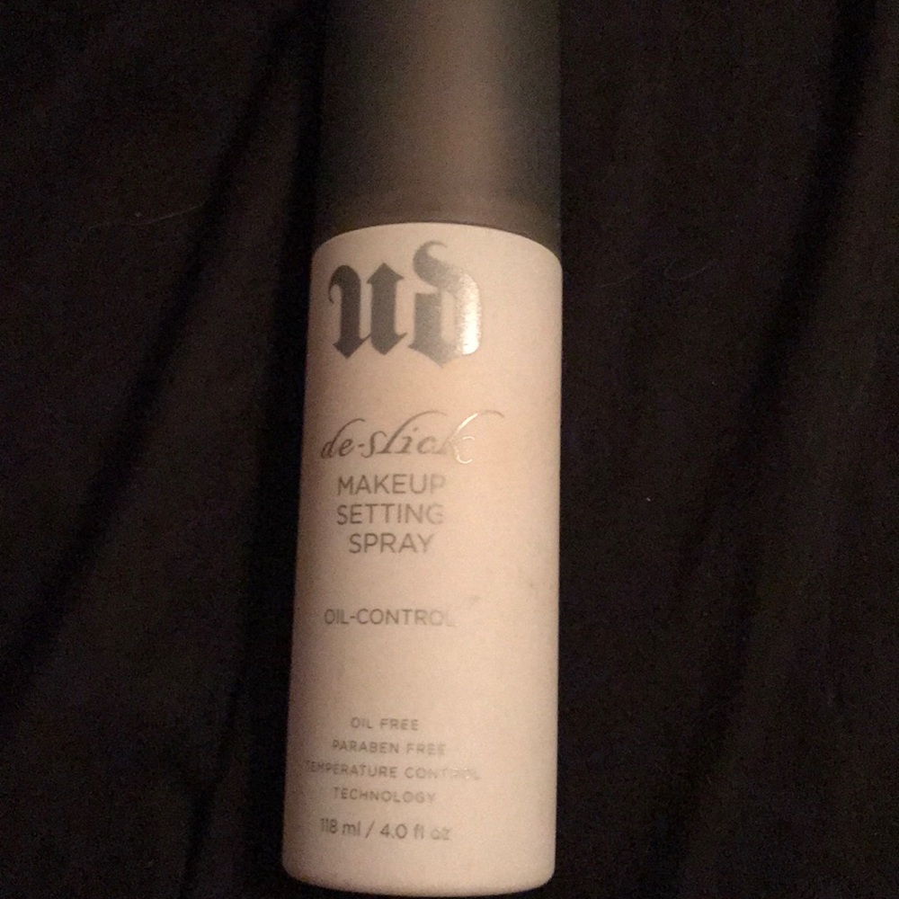 Urban Decay De Slick Setting Spray